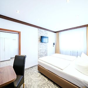 Family Connecting Room